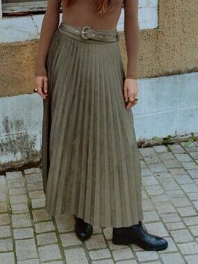 ZARA WOMEN FAUX SUEDE PLEATED MIDI SKIRT - Khaki | SZ M 3046/331